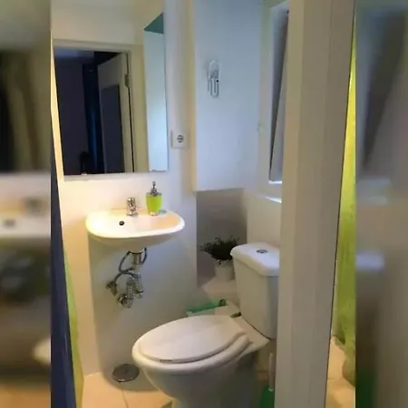 Cozy Charming Flat In Flowers Garden! Appartement *