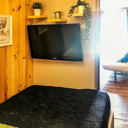 Lejlighed Cozy Charming Flat In Flowers Garden! *